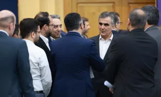 Iran Central Bank Reviews Fintech Rules, Stability Concerns