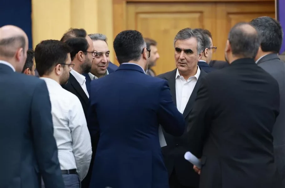 Iran Central Bank Reviews Fintech Rules, Stability Concerns