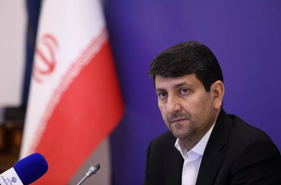 Iranian Minister Calls for Internet Filtering Policy Review